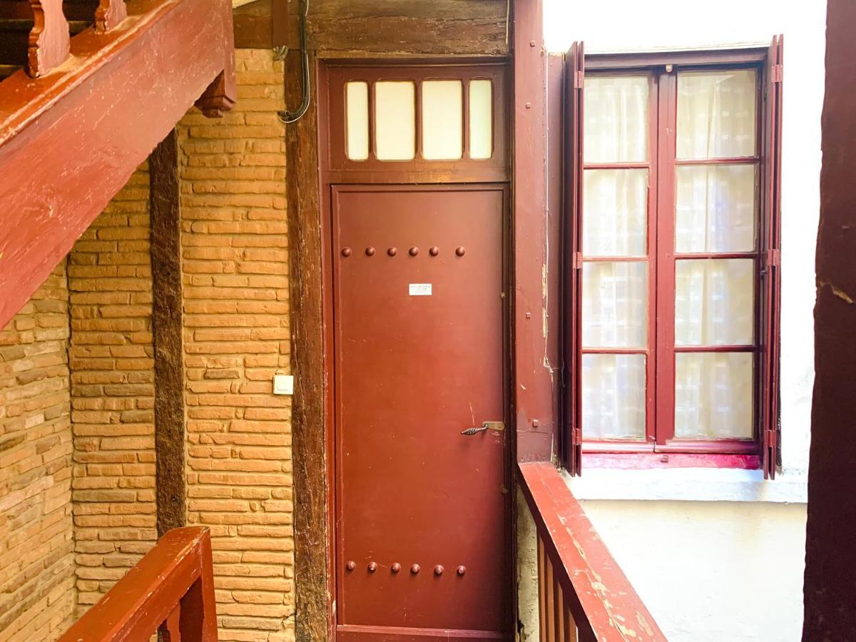 Studio Des Carmes Toulouse Exterior photo